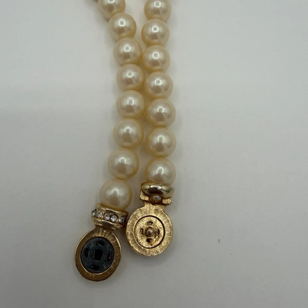Vintage 1980s Faux Pearl Black‎ Enamel Rhinestone Statement Necklace Spring